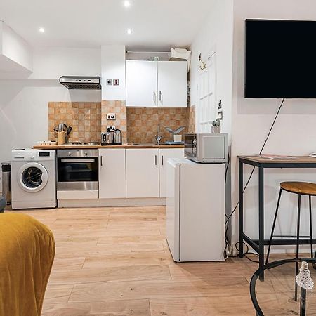 Beautiful Hyde Park Studio Flat Leilighet London Eksteriør bilde